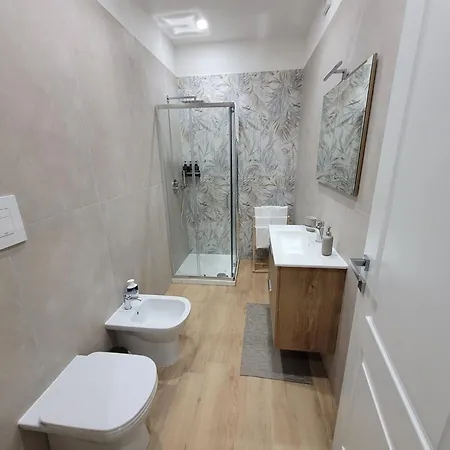 Engi - Marino Bed and Breakfast Νάπολη